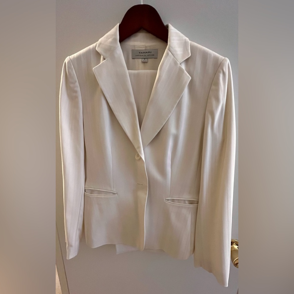 Tahari Women's White Pinstripe Suit